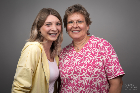  Wir aus der Hebammenpraxis in Oespel freuen uns &uuml;ber jede Kontaktaufnahme. 
 Aber, wenn wir in einem Hausbesuch sind, einen Kurs leiten,...